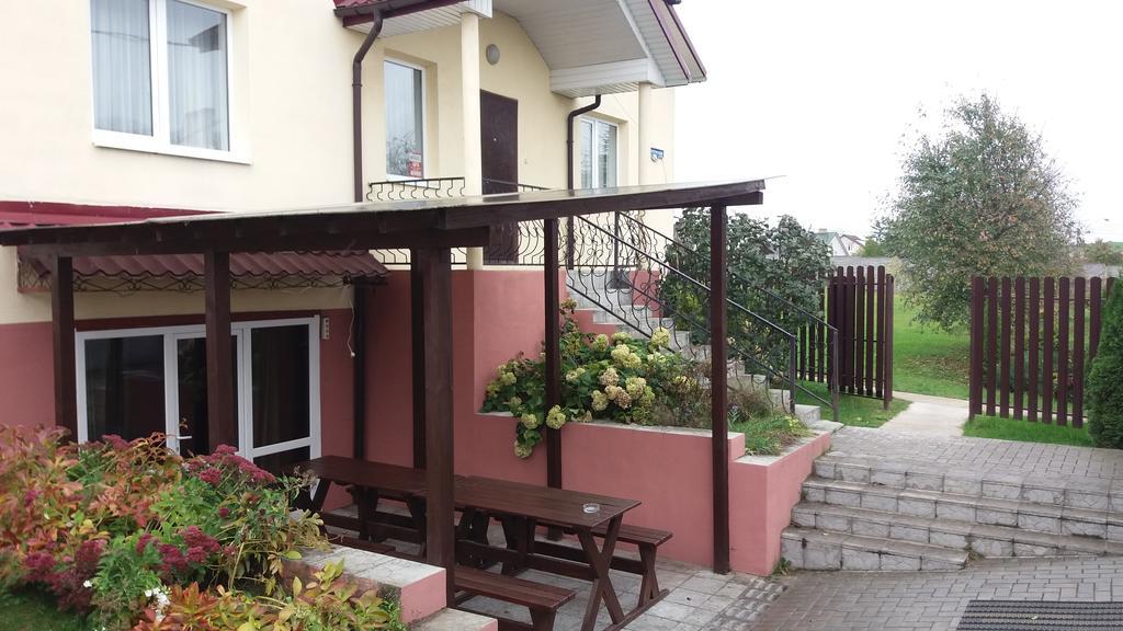 Vila Usadba V Lapenkah Grodno Exteriér fotografie
